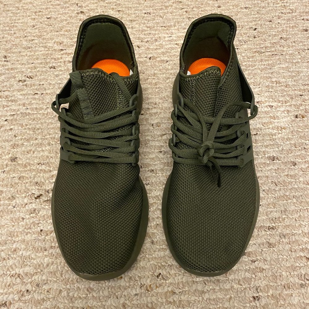 Green Gym Trainers Size 11 Men